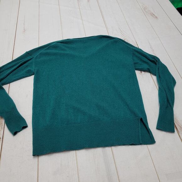 J. Crew wool V neck pullover sweater deep green - Picture 7 of 8